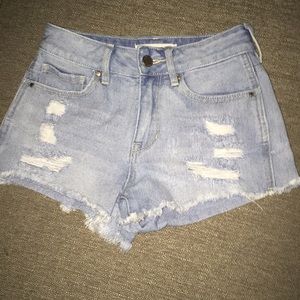 Bullhead jean shorts